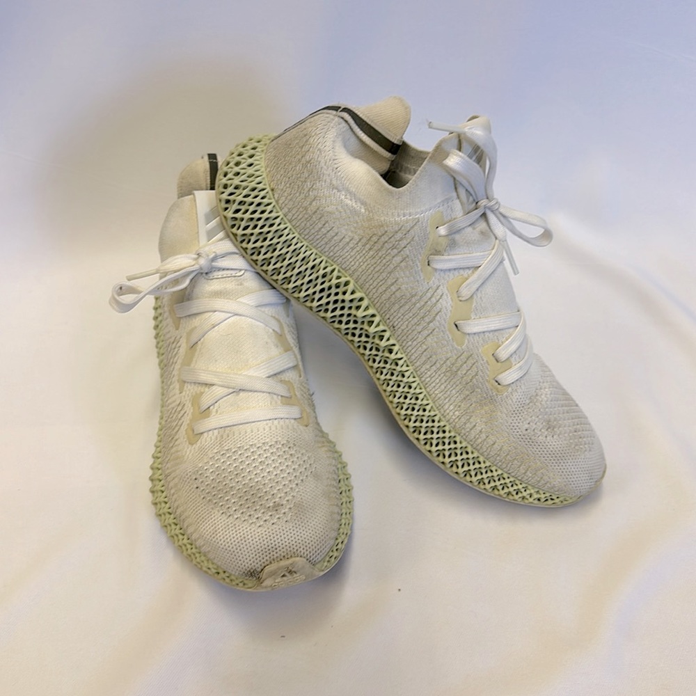 Men’s Adidas Sneakers Size 8.5